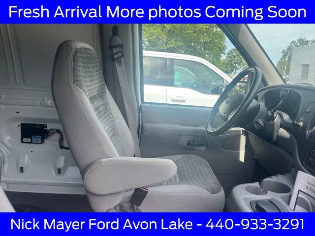Used 2002 Ford E-150 and Econoline 150 RWD image 12