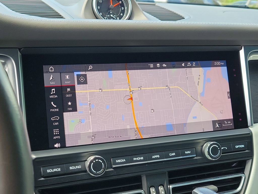 Certified 2021 Porsche Macan GTS AWD/4WD image 31
