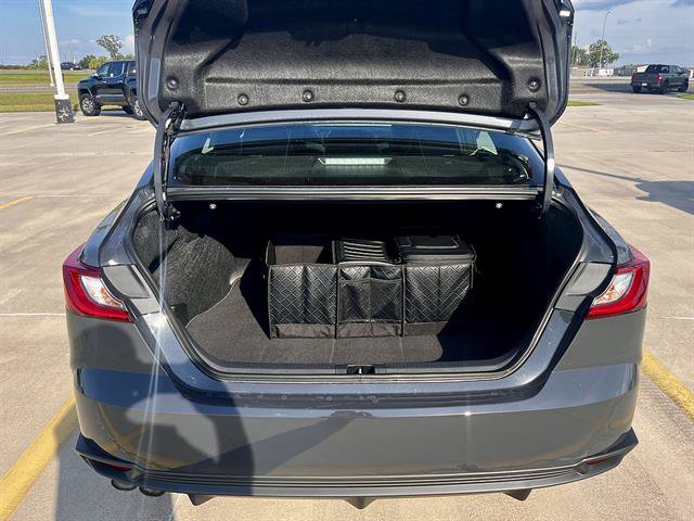New 2026 Toyota Camry SE w/ Convenience Package FWD image 5