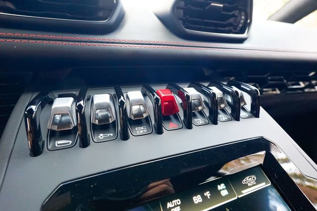 Used 2022 Lamborghini Huracan EVO image 69