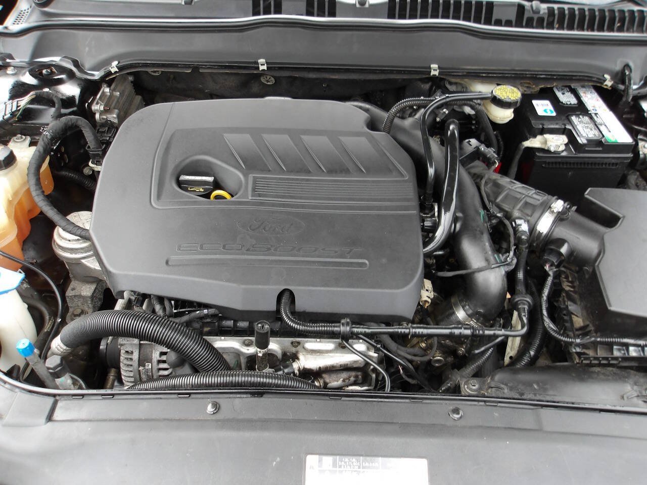 Used 2016 Ford Fusion SE FWD image 26