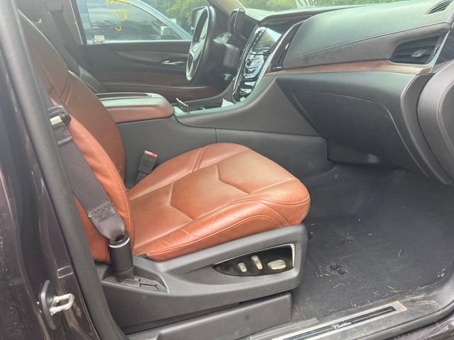 Used 2015 Cadillac Escalade ESV Premium AWD/4WD image 7
