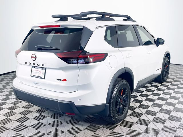 Used 2025 Nissan Rogue SV AWD/4WD image 8