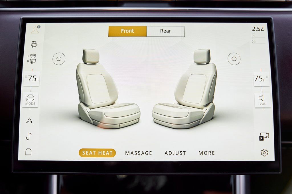 Used 2025 Land Rover Range Rover SE image 69