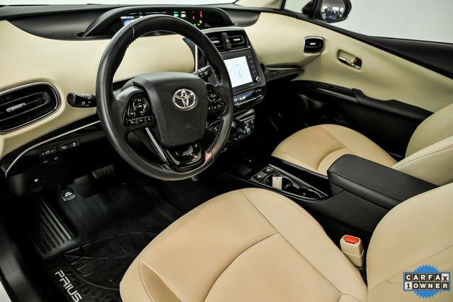 Used 2021 Toyota Prius XLE w/ Advanced Technology Package image 11
