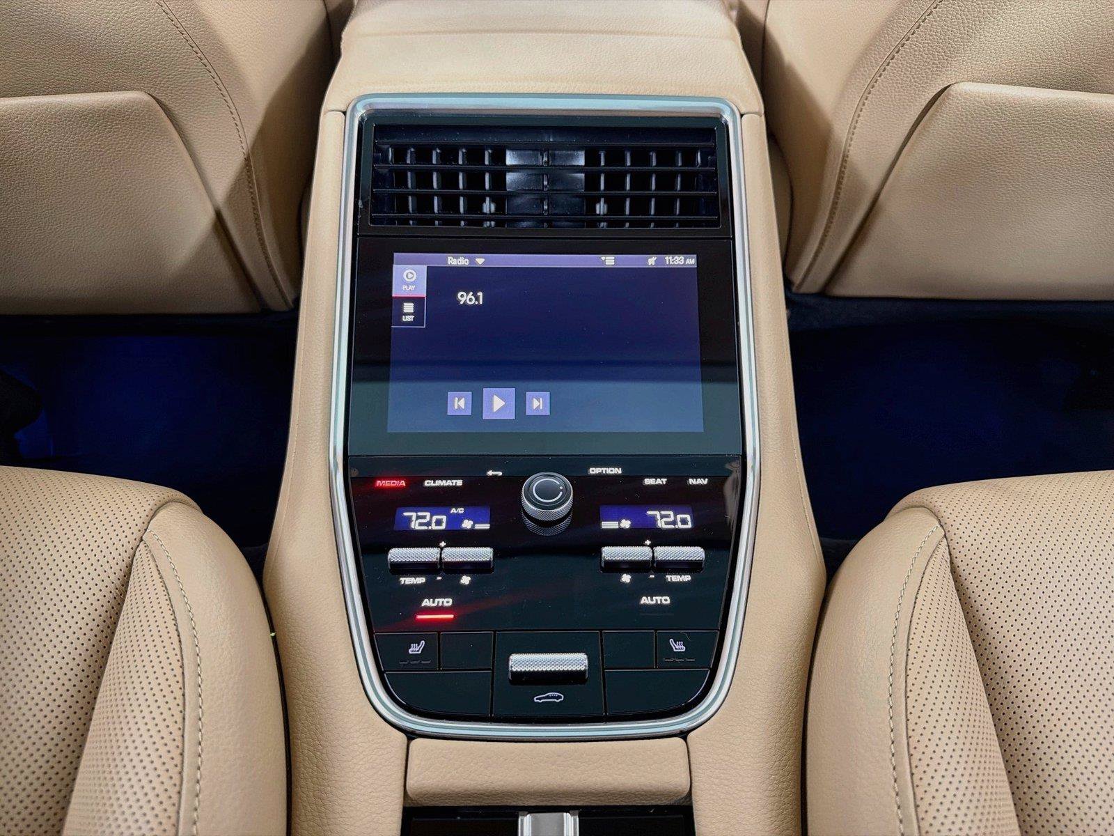 Certified 2022 Porsche Panamera 4 AWD/4WD image 24