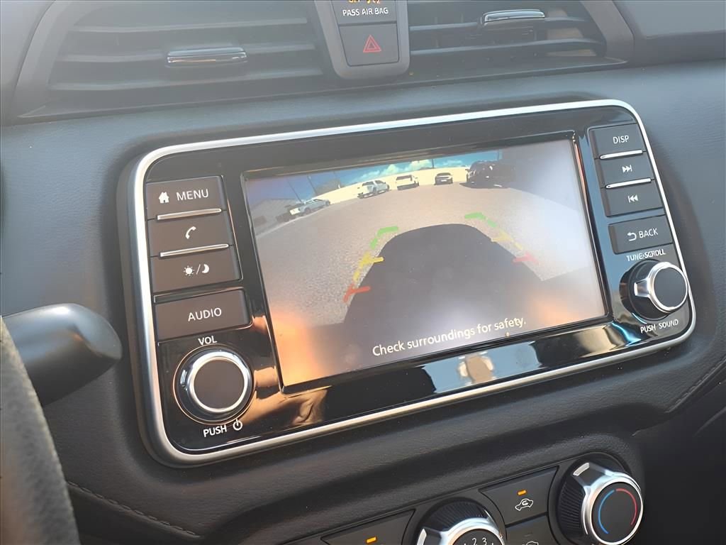 Used 2022 Nissan Versa S image 22