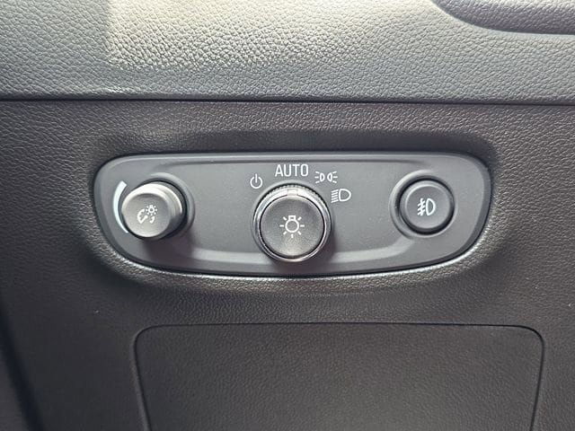 Used 2023 Buick Encore GX Essence w/ Experience Buick Package AWD/4WD image 26