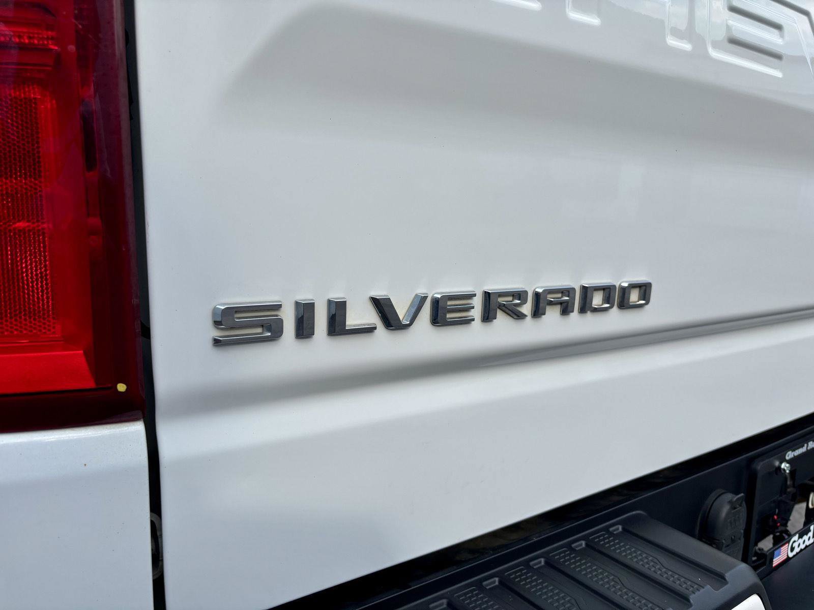 Used 2020 Chevrolet Silverado 1500 RST w/ Texas Edition AWD/4WD image 31