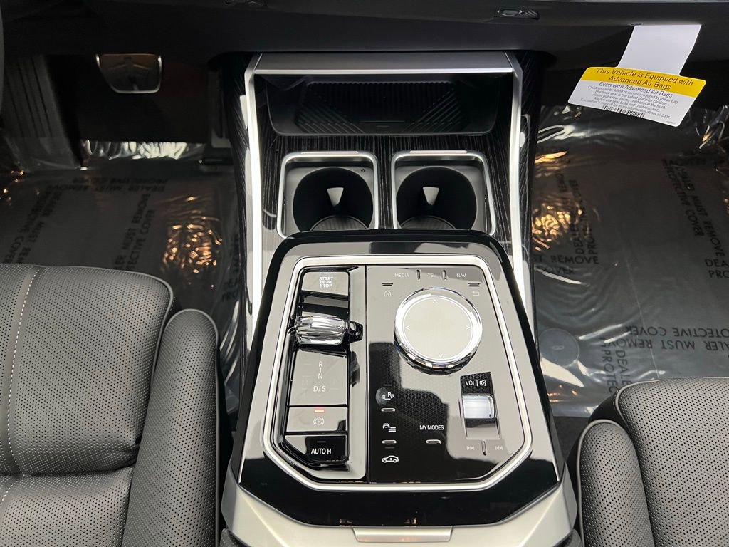 New 2026 BMW 740i image 12