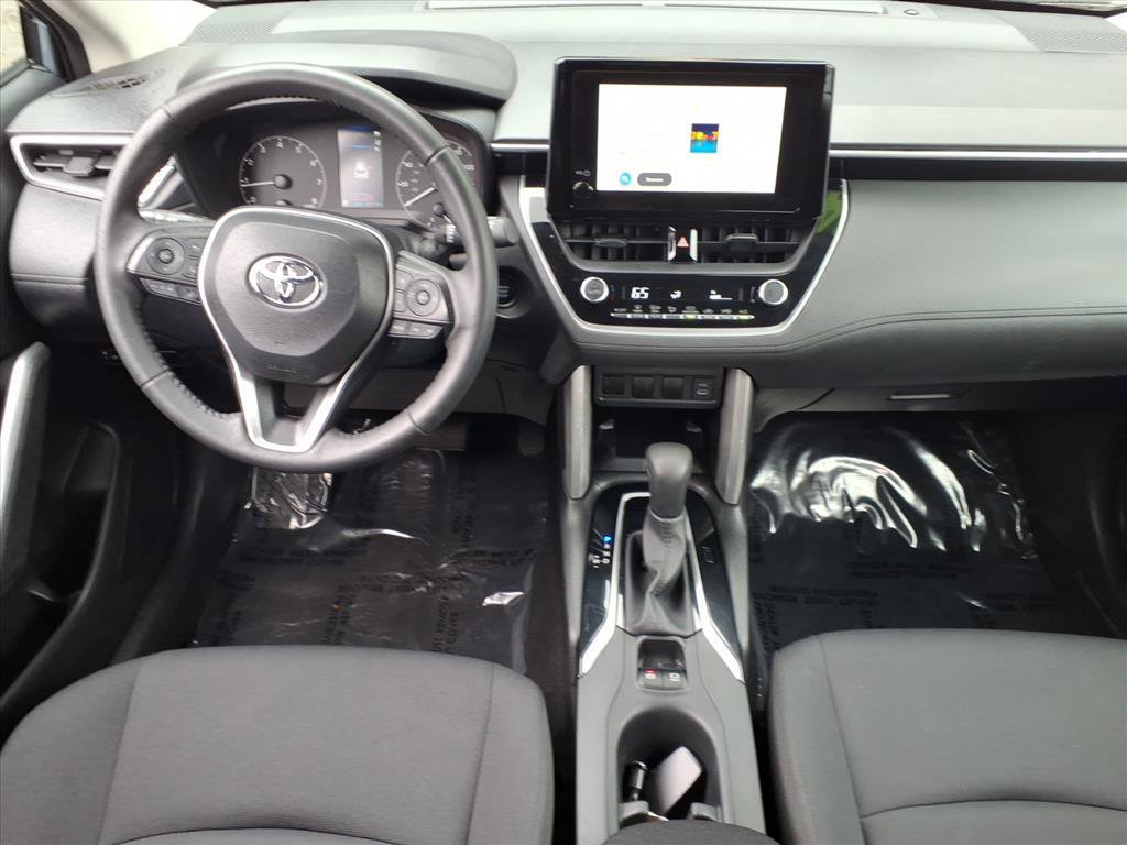 Certified 2024 Toyota Corolla Cross LE image 7
