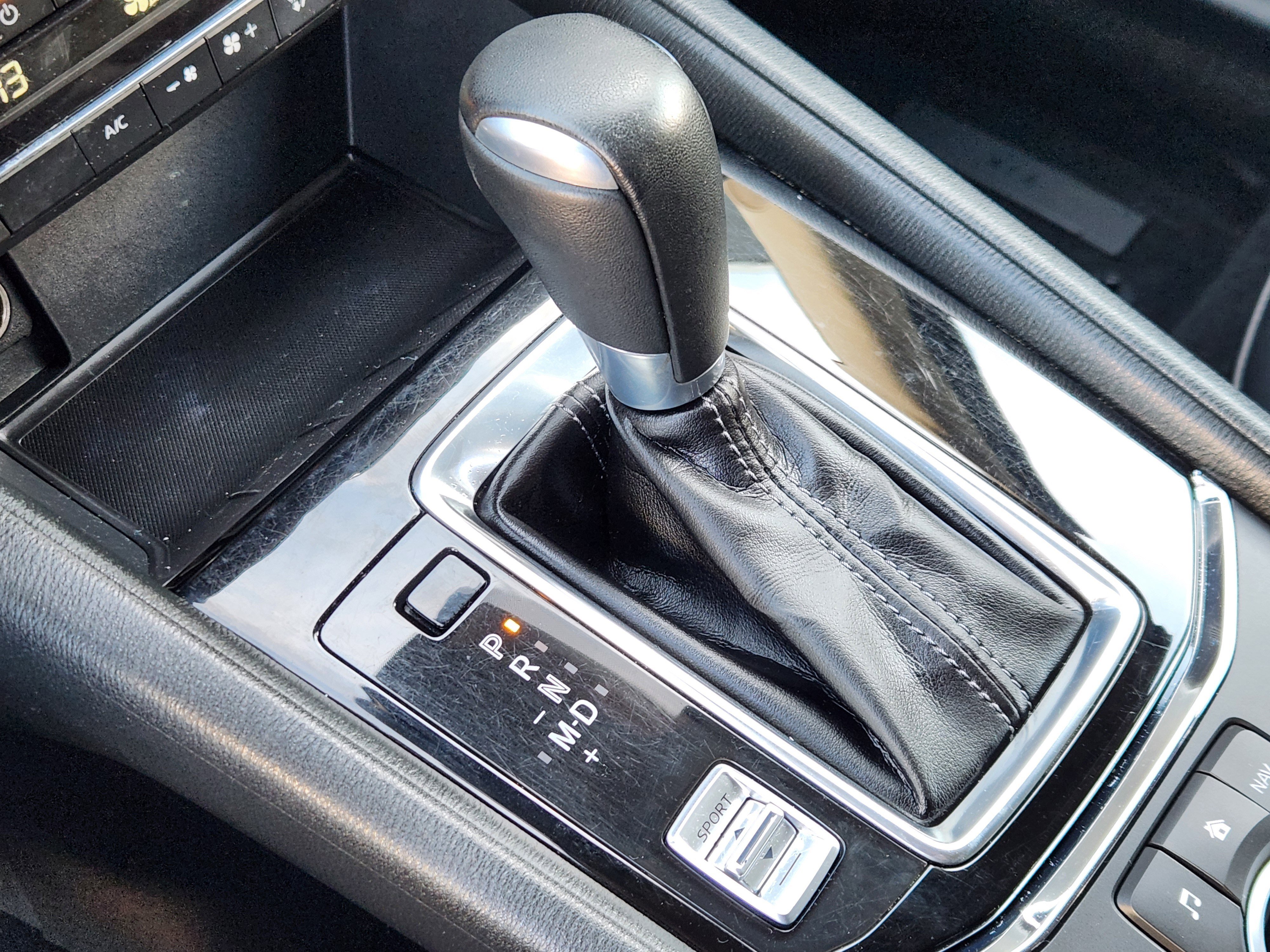 Used 2019 MAZDA CX-5 Touring image 12