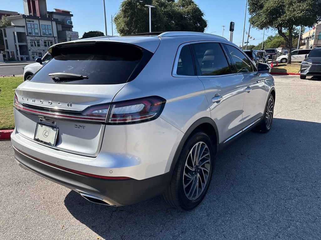 Used 2019 Lincoln Nautilus Reserve FWD image 5