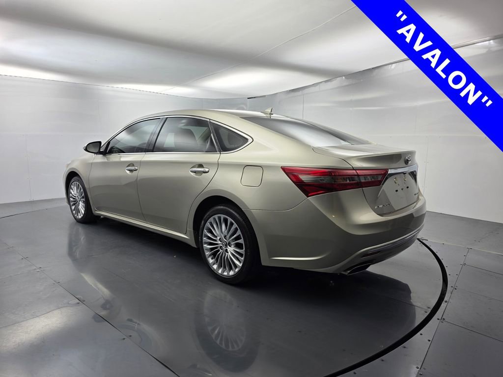 Used 2017 Toyota Avalon Limited image 6