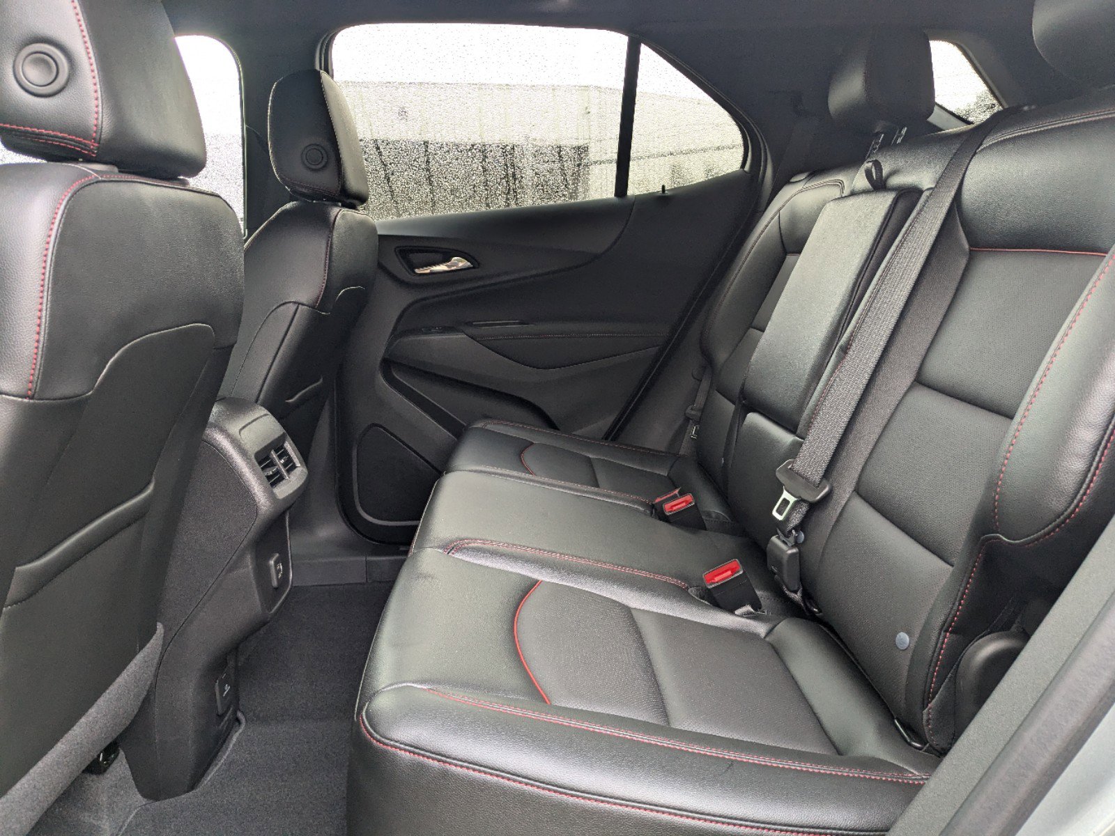 Used 2024 Chevrolet Equinox RS w/ RS Leather Package image 22
