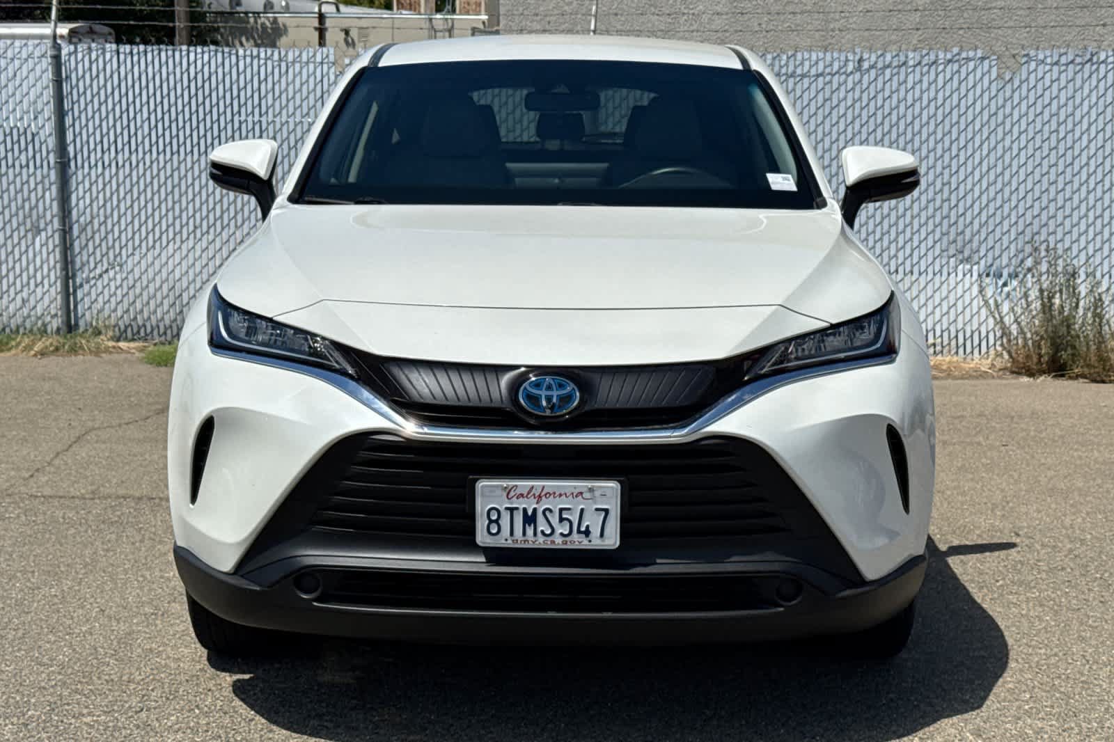 Certified 2021 Toyota Venza LE w/ Carpet Mat Package (TMS) AWD/4WD image 8