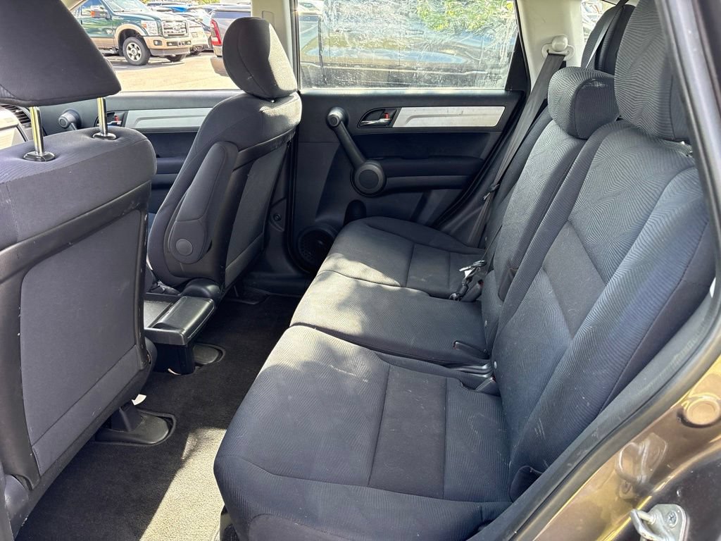 Used 2011 Honda CR-V LX image 12