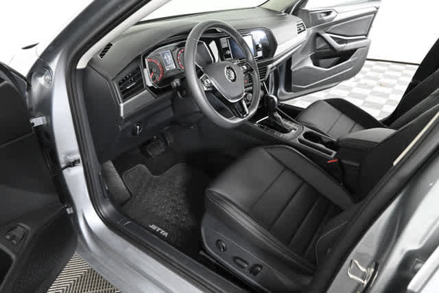 Used 2021 Volkswagen Jetta SE image 17