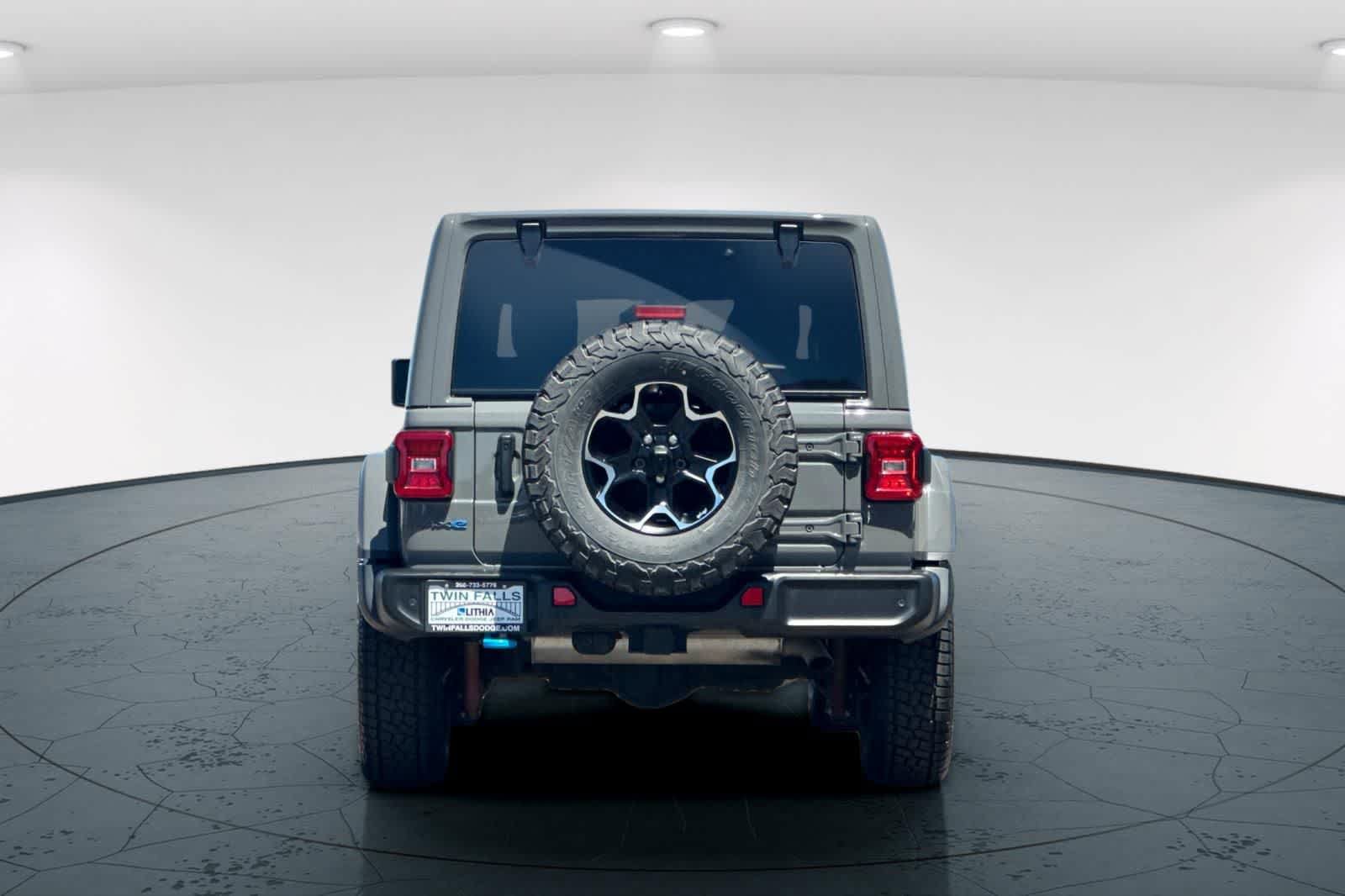 Used 2021 Jeep Wrangler Unlimited Rubicon 4xe w/ Cold Weather Group AWD/4WD image 7