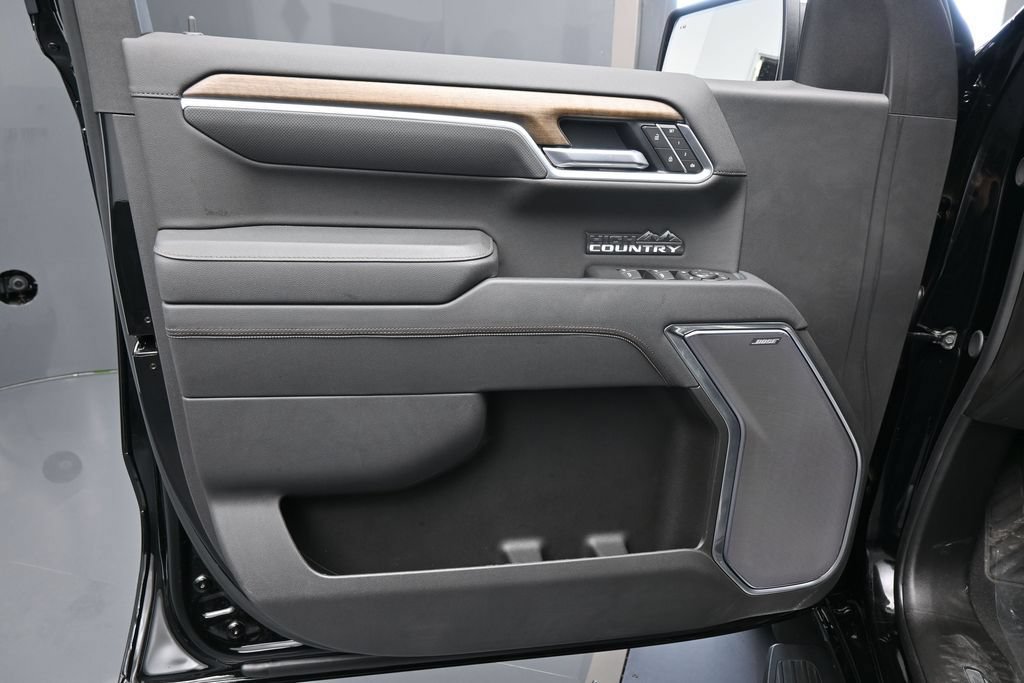 Used 2026 Chevrolet Silverado 1500 High Country RWD image 27