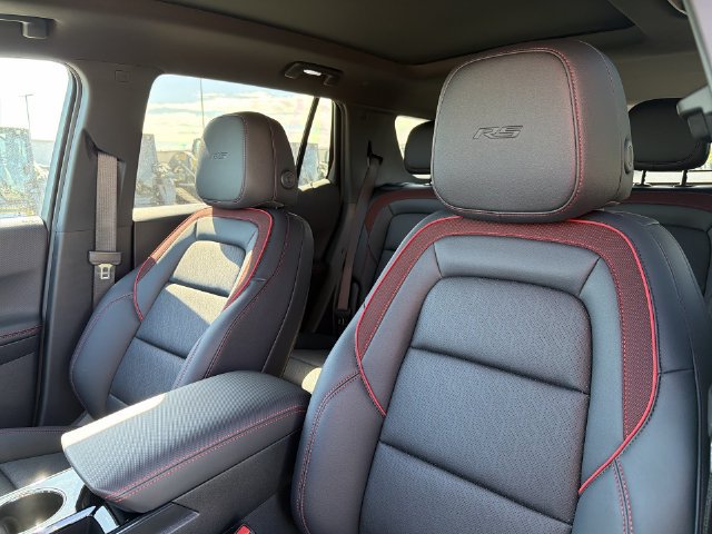 New 2027 Chevrolet Equinox RS w/ Safety and Technology Package AWD/4WD image 25
