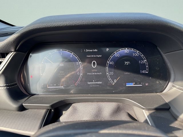 Used 2023 Jeep Grand Cherokee Laredo w/ Luxury Tech Group I image 14