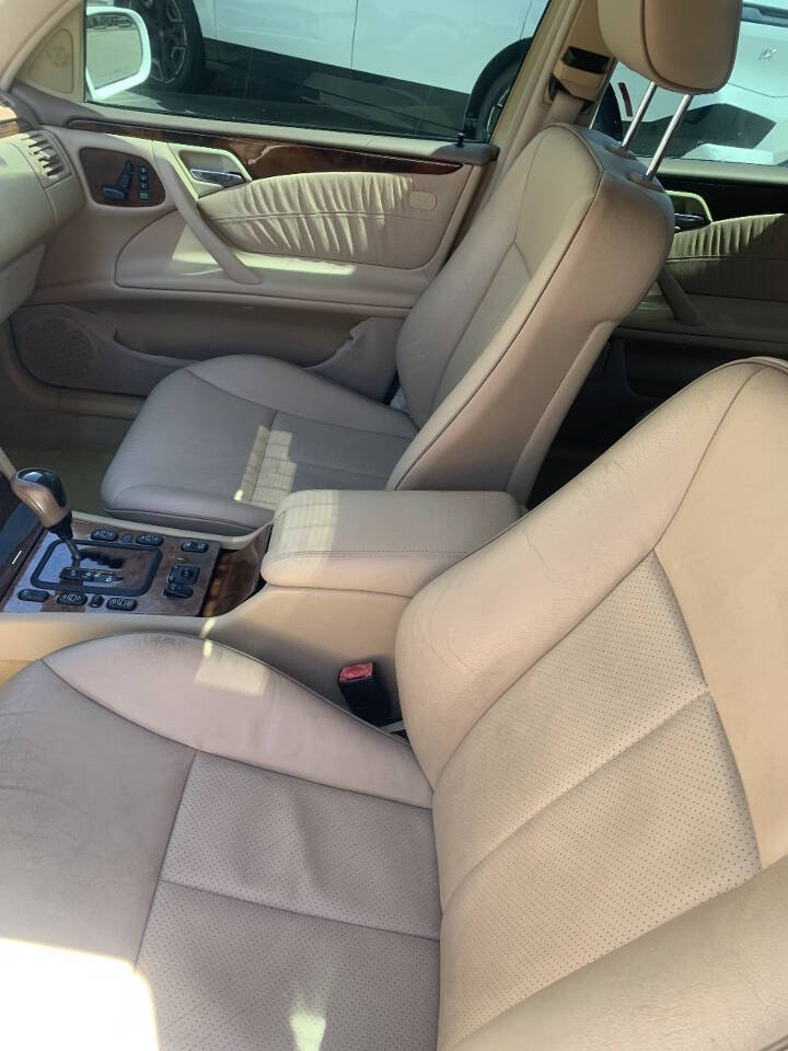 Used 2002 Mercedes-Benz E 320 Sedan image 14