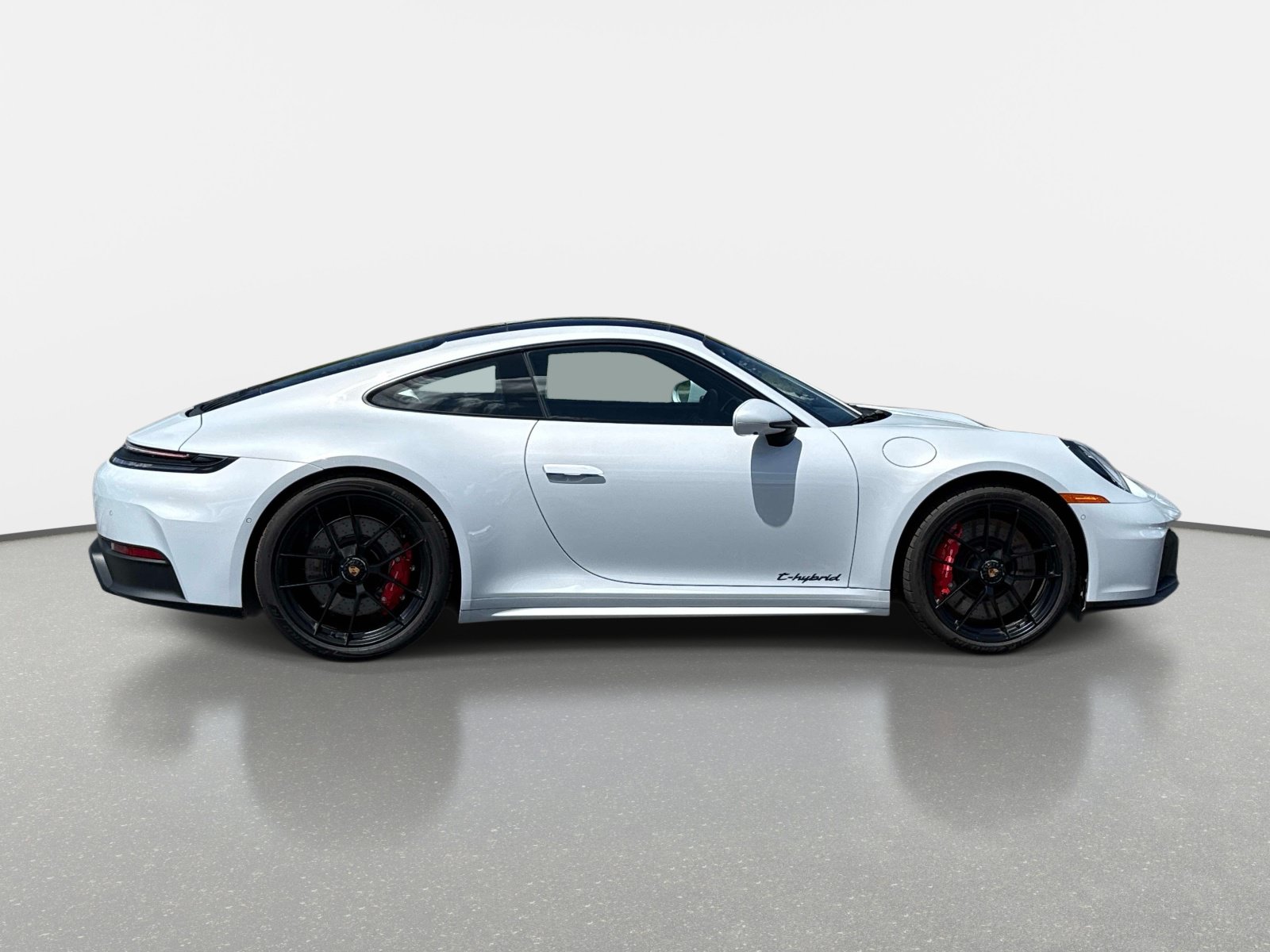 Used 2026 Porsche 911 Carrera 4 GTS AWD/4WD image 2