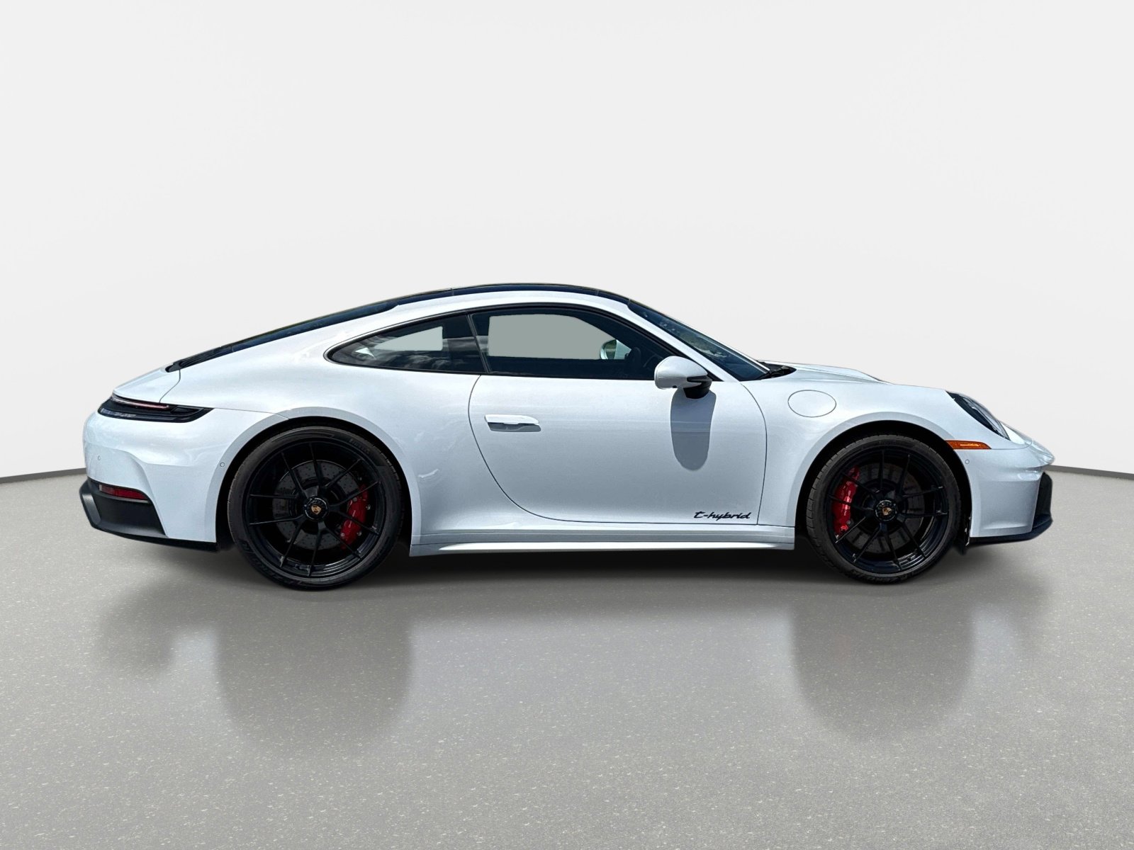 Used 2026 Porsche 911 Carrera 4 GTS AWD/4WD image 2