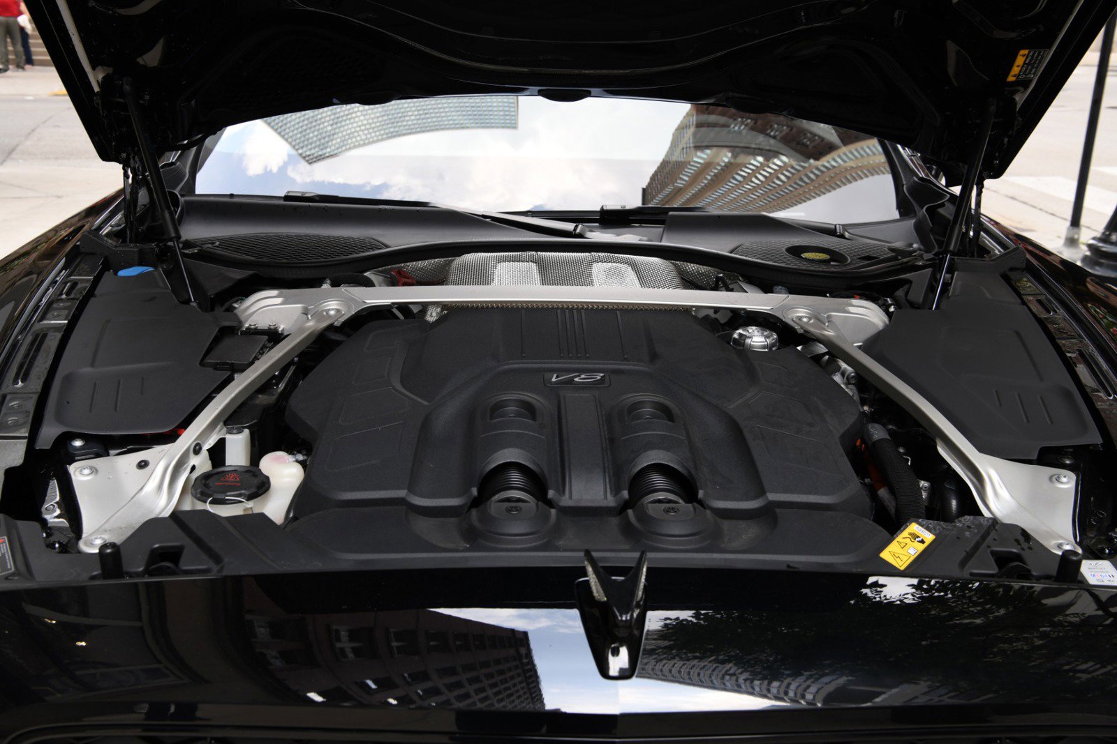 New 2025 Bentley Flying Spur Plug-In Hybrid image 30