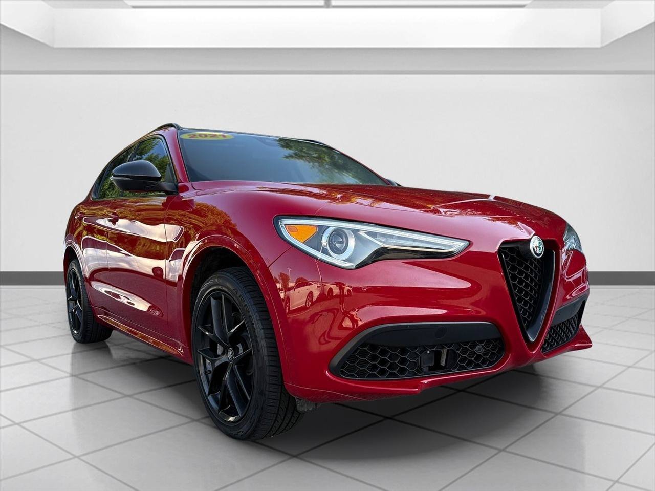 Used 2021 Alfa Romeo Stelvio Ti w/ Nero Edizione AWD/4WD image 7