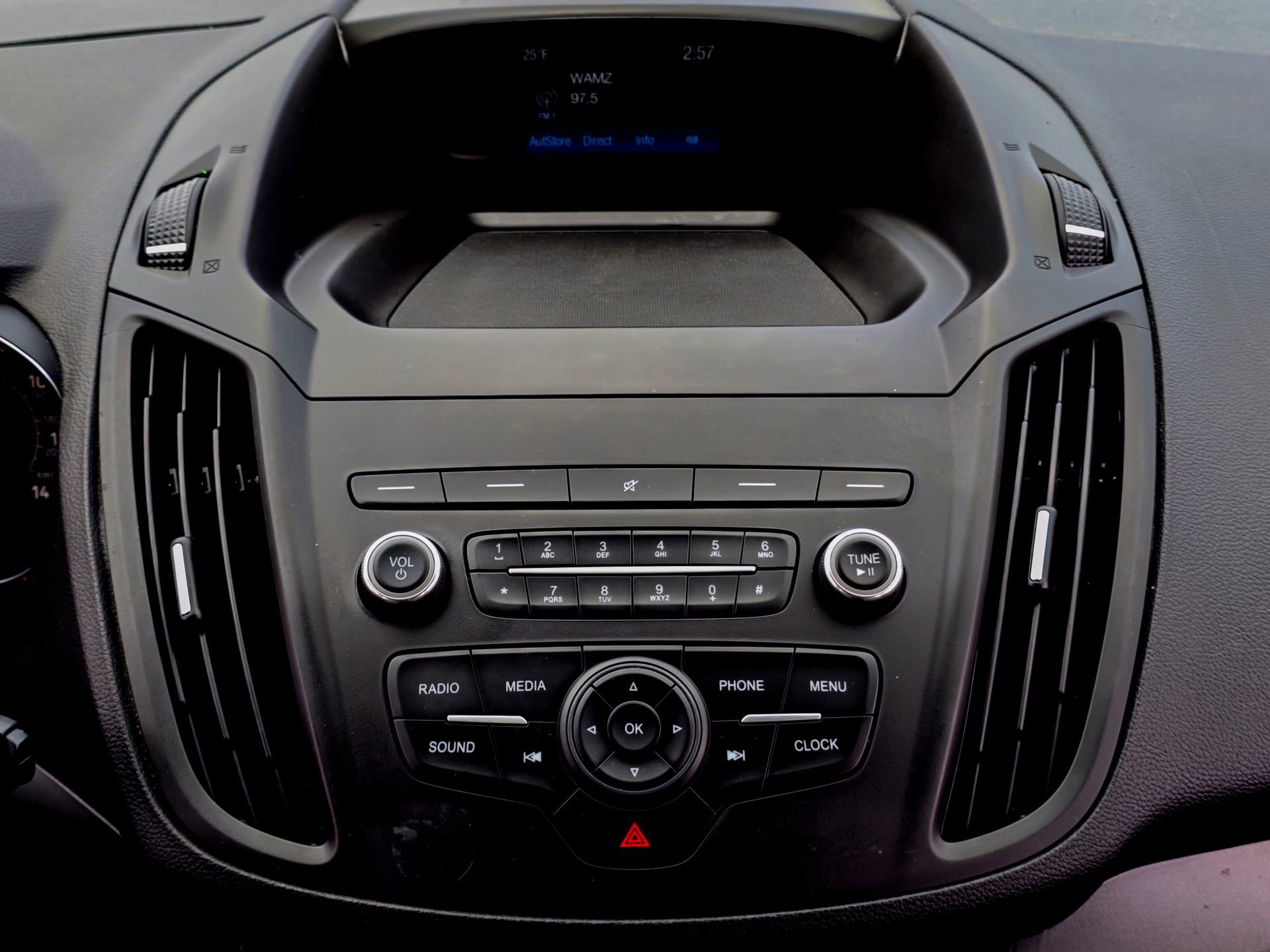 Used 2019 Ford Escape S image 20