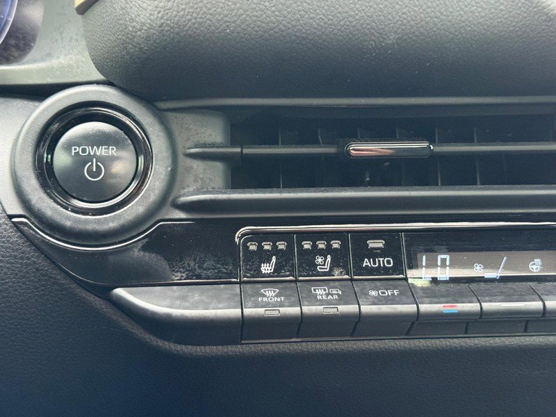 Used 2024 Toyota Crown AWD/4WD image 19