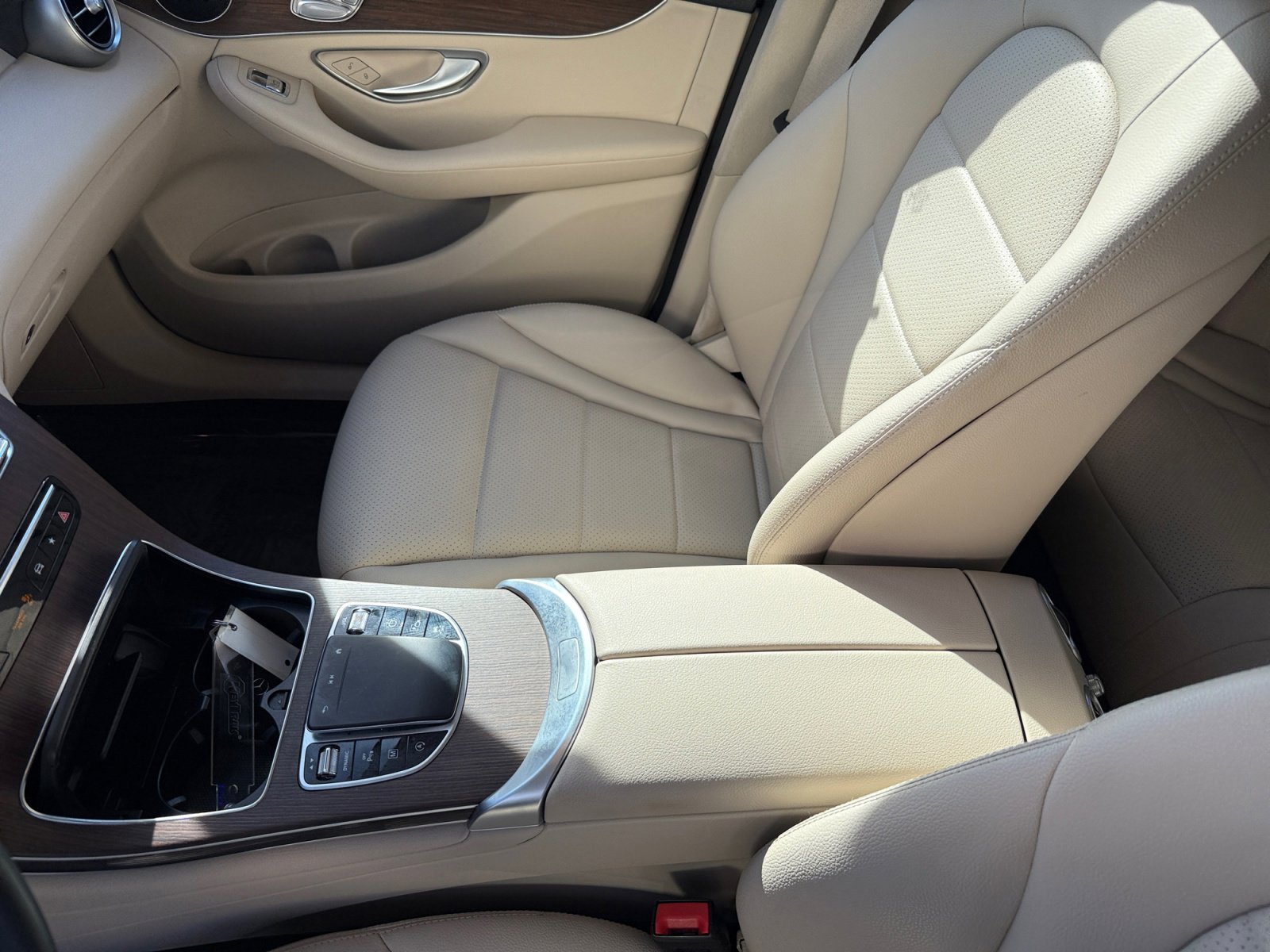 Used 2022 Mercedes-Benz GLC 300 4MATIC image 14