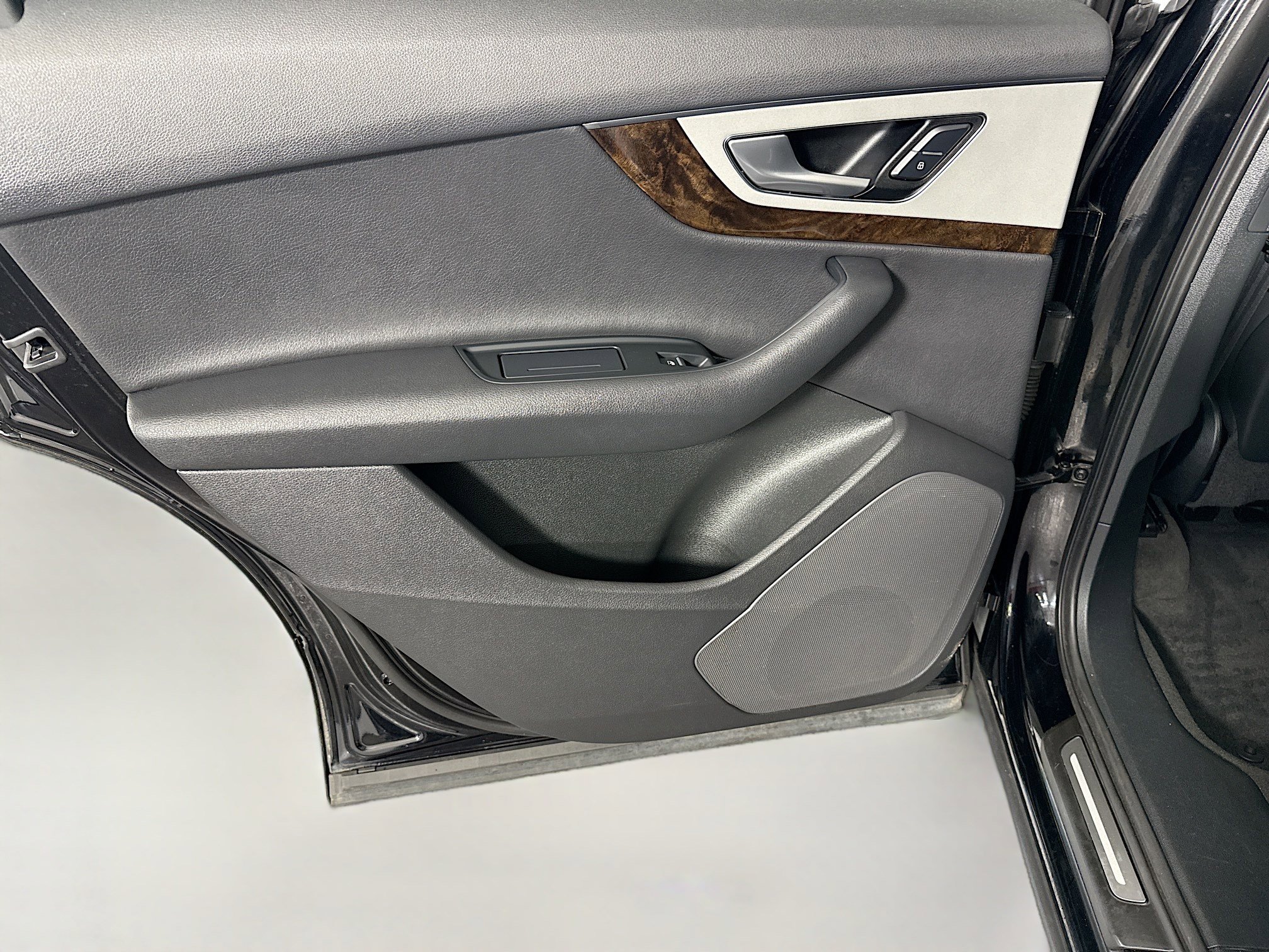 Used 2018 Audi Q7 2.0T Premium image 26