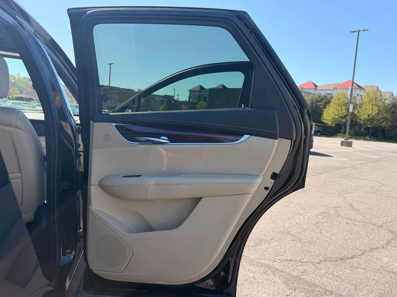 Used 2019 Cadillac XT5 Luxury image 17