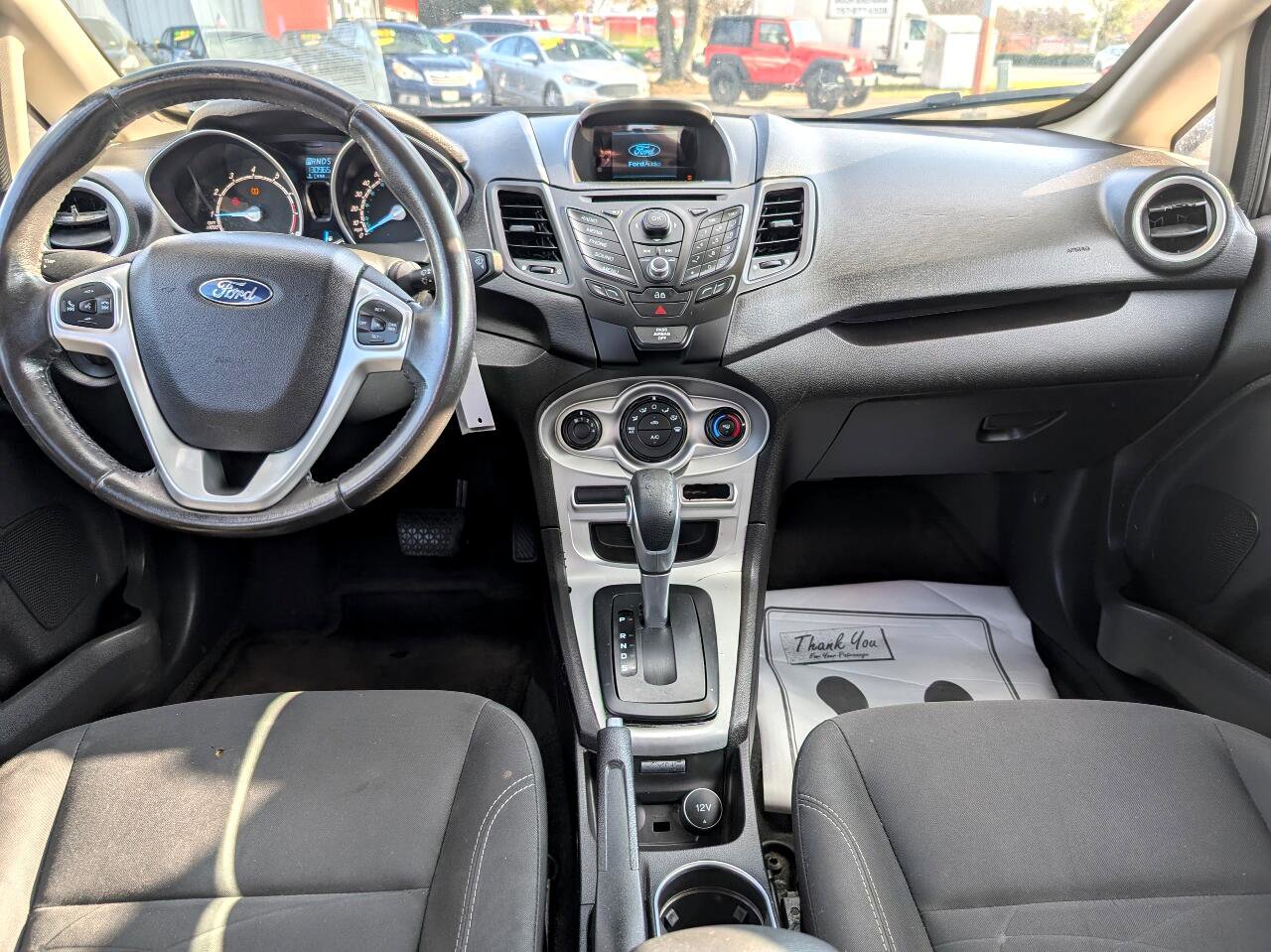 Used 2015 Ford Fiesta SE image 23