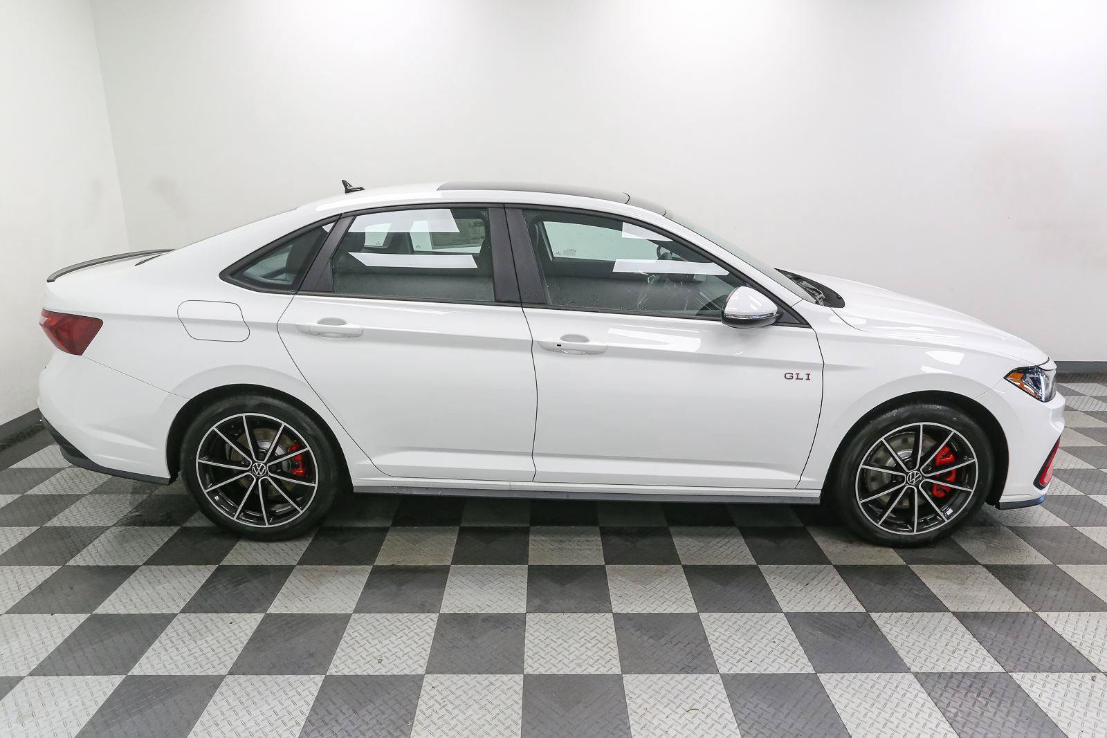 New 2026 Volkswagen Jetta GLI Autobahn FWD image 8