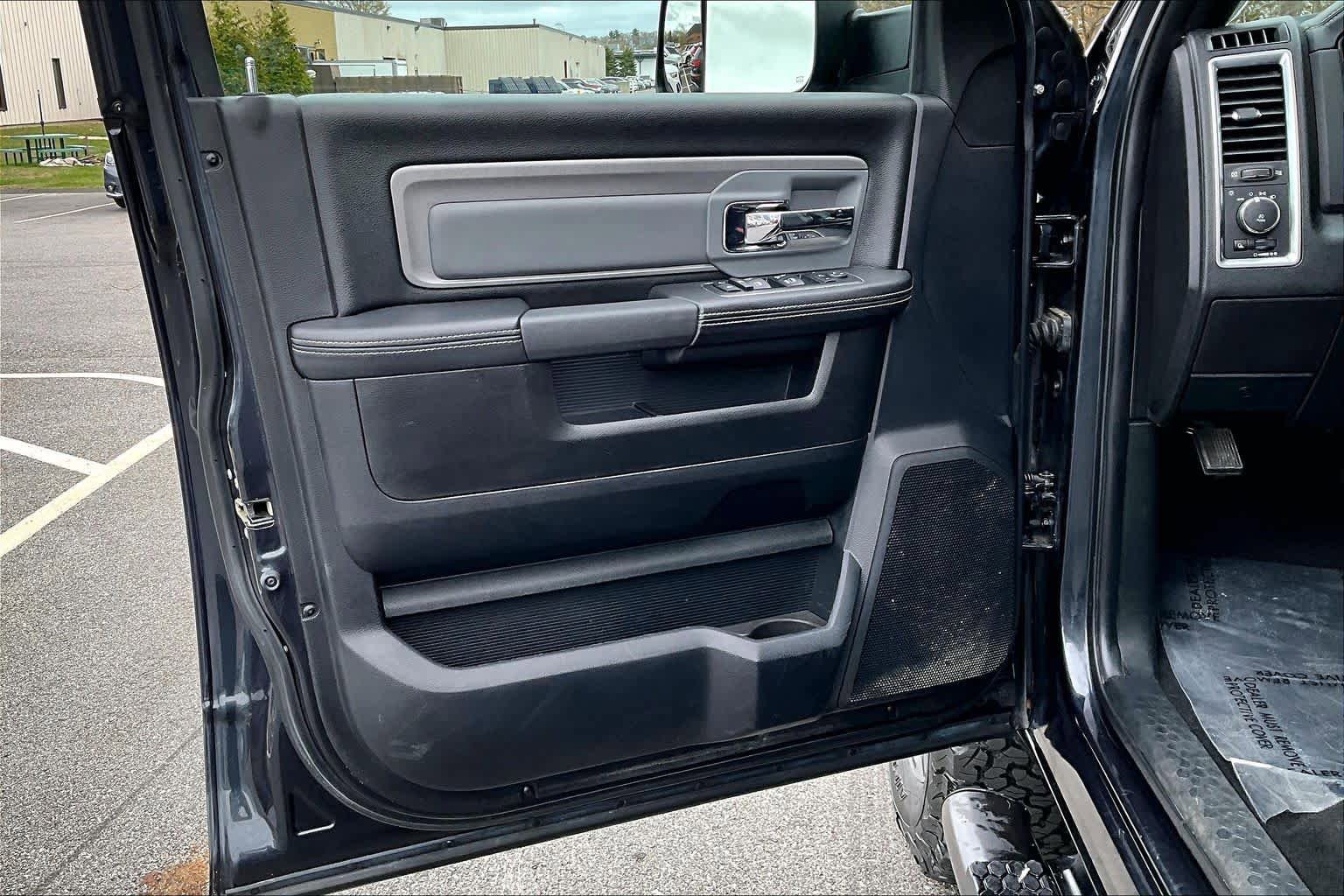 Used 2018 RAM 2500 Power Wagon w/ Leather & Luxury Group AWD/4WD image 22