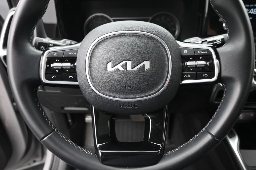 Used 2023 Kia Sorento S w/ Panoramic Sunroof Package AWD/4WD image 19