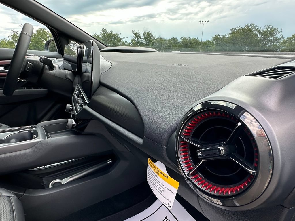 New 2025 Chevrolet Equinox EV RS w/ Convenience Package II FWD image 27