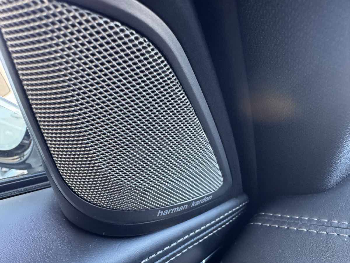 Used 2018 BMW 740i image 26