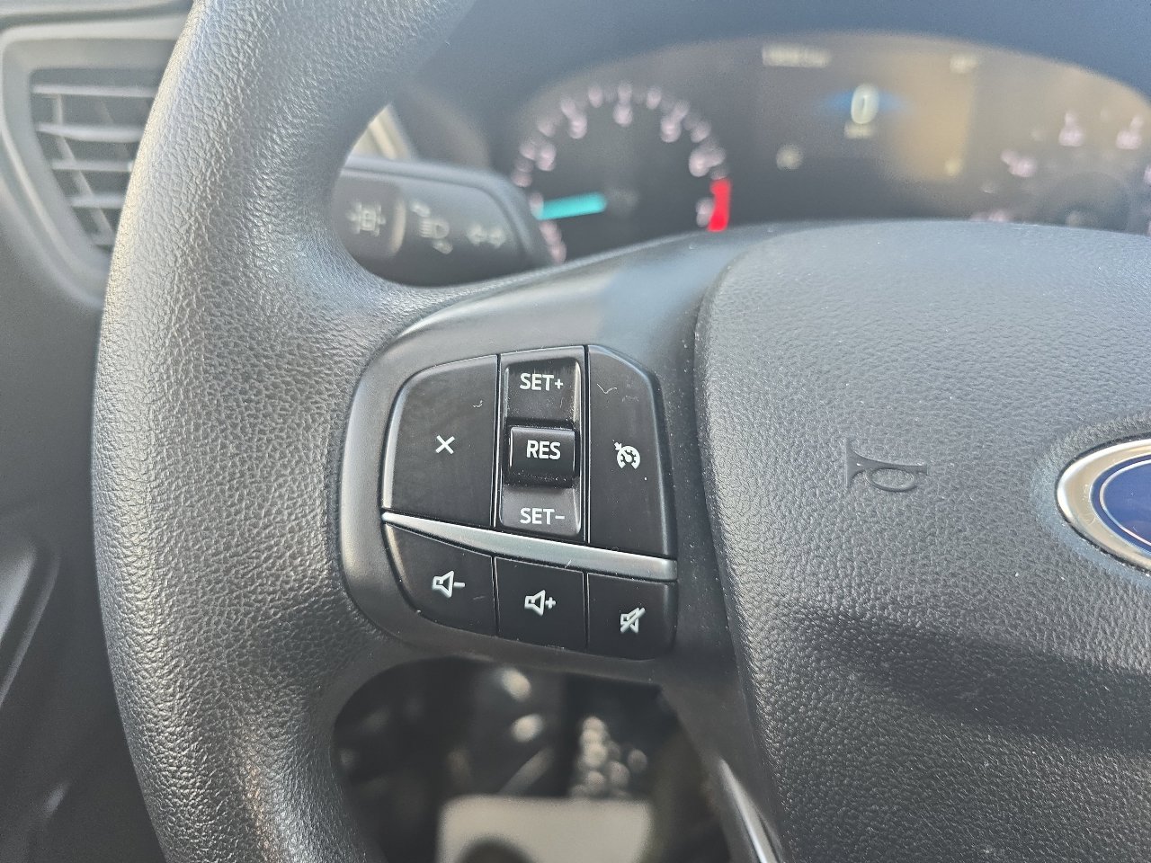 Used 2021 Ford Escape S image 25