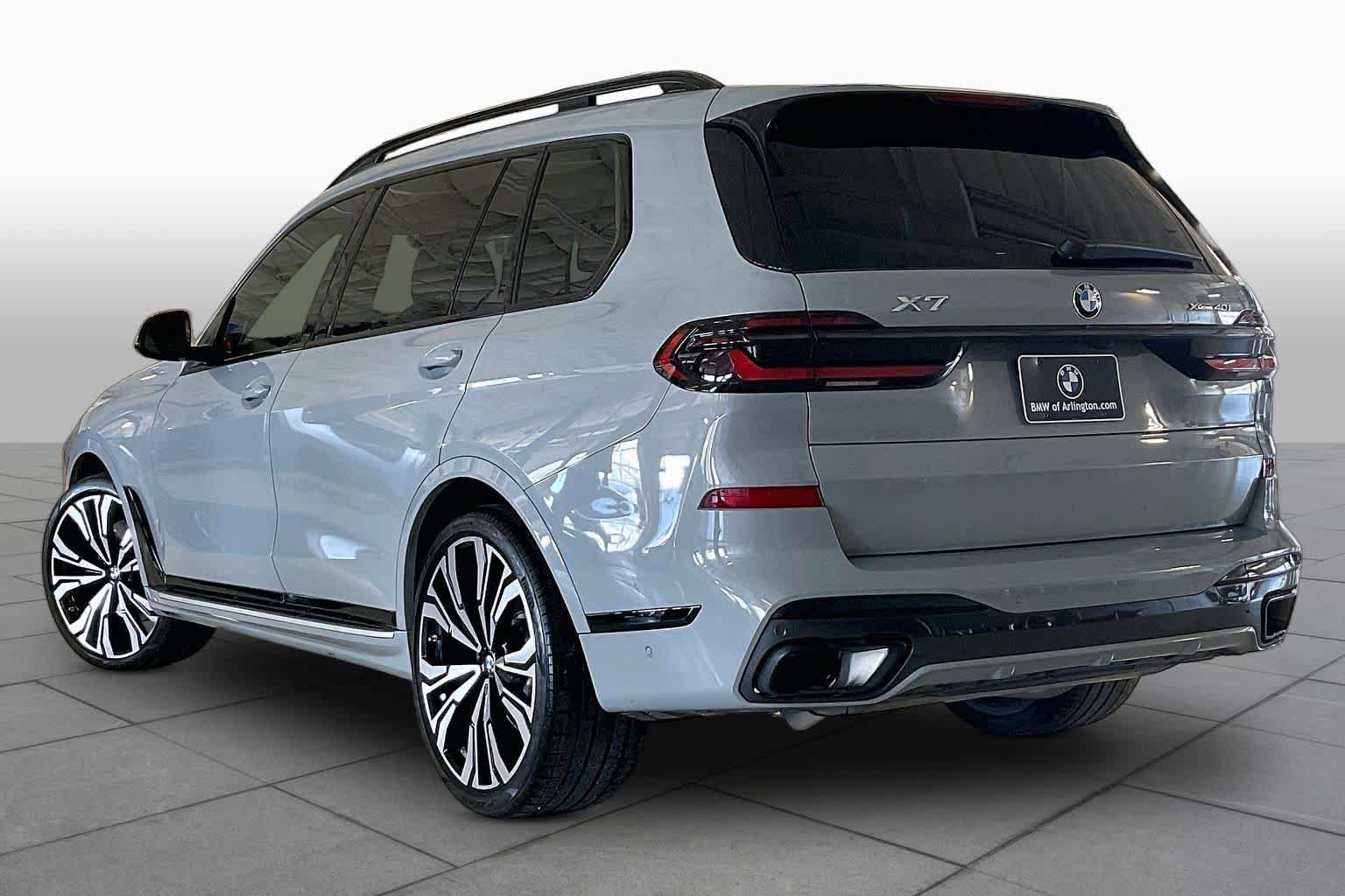 Certified 2024 BMW X7 xDrive40i w/ Executive Package AWD/4WD image 11
