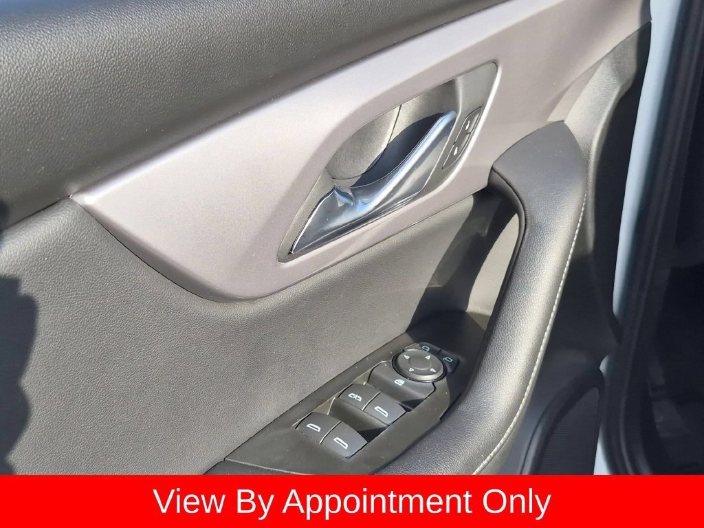 Used 2025 Chevrolet Blazer LT FWD image 23