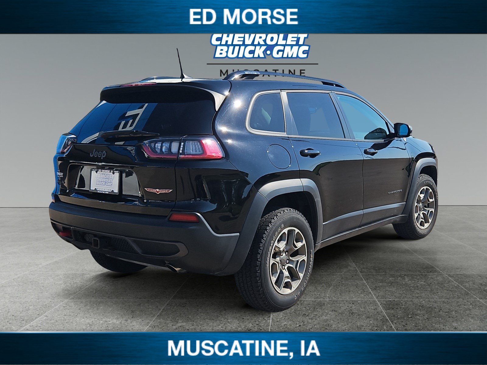 Used 2022 Jeep Cherokee Trailhawk w/ Trailer Tow Group AWD/4WD image 5