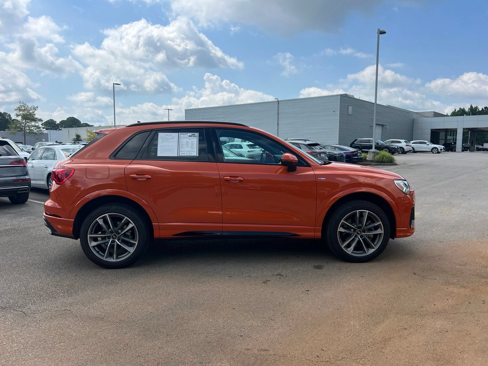 Used 2025 Audi Q3 2.0T Premium w/ Convenience Package AWD/4WD image 5