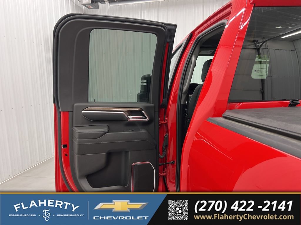 Used 2024 Chevrolet Silverado 3500 LT w/ Convenience Package AWD/4WD image 10