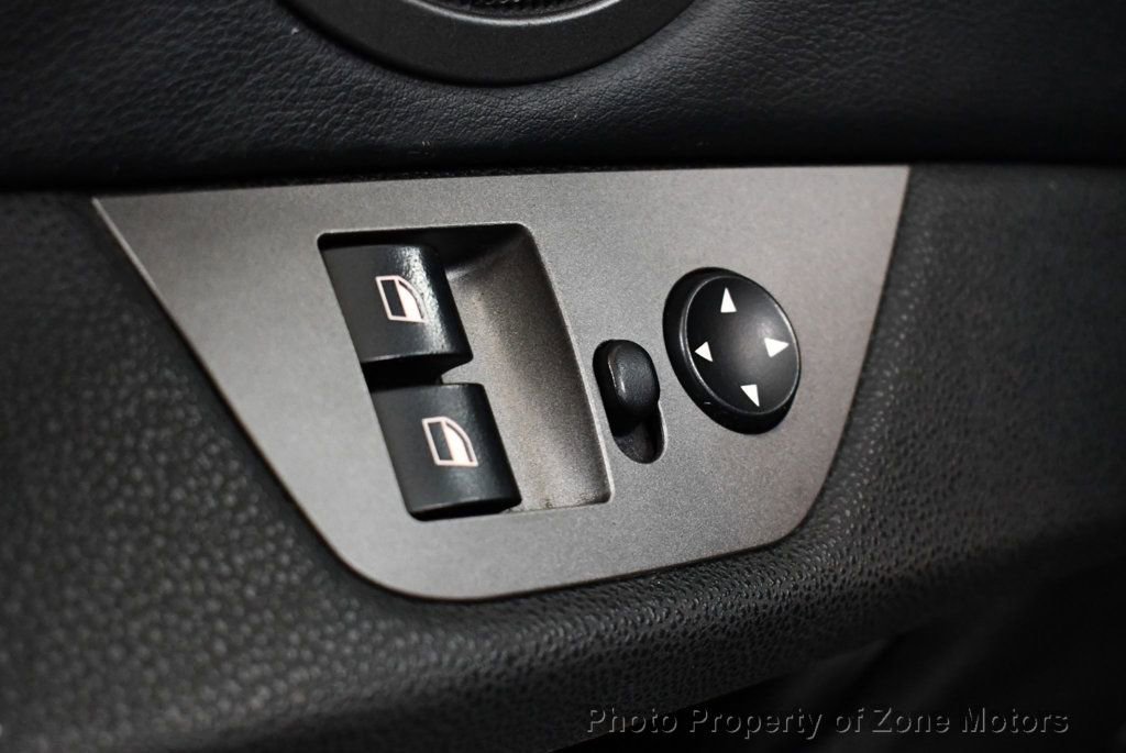 Used 2003 BMW Z4 3.0i RWD image 24