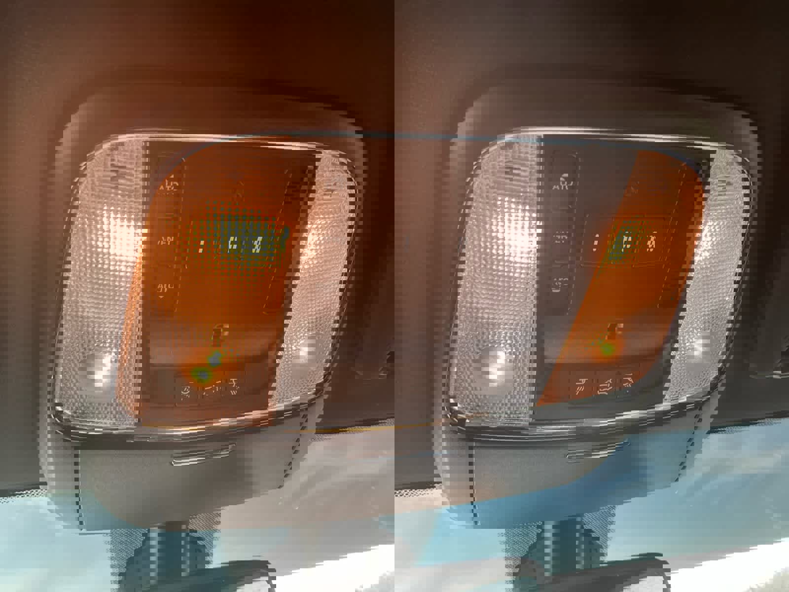 Used 2020 Jeep Grand Cherokee Limited image 23